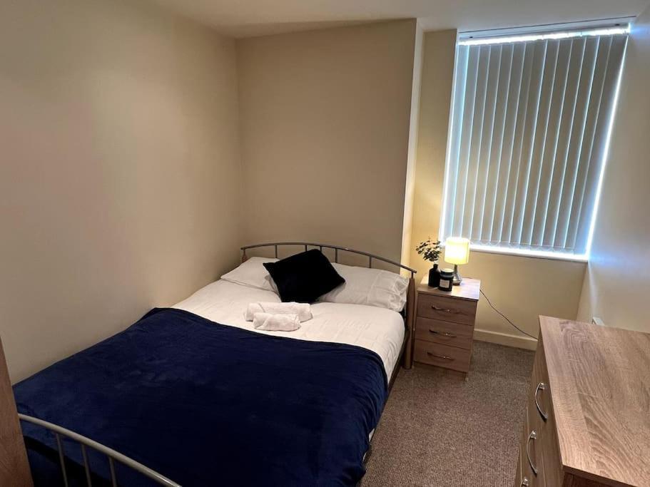 Entire Flat, 2 Bedroom & 2 Bathrooms In Birmingham Dış mekan fotoğraf
